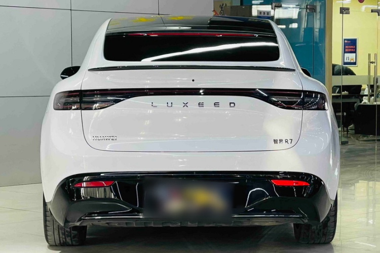 鸿蒙智行 智界R7 2024款 纯电 802km Max车身外观6005