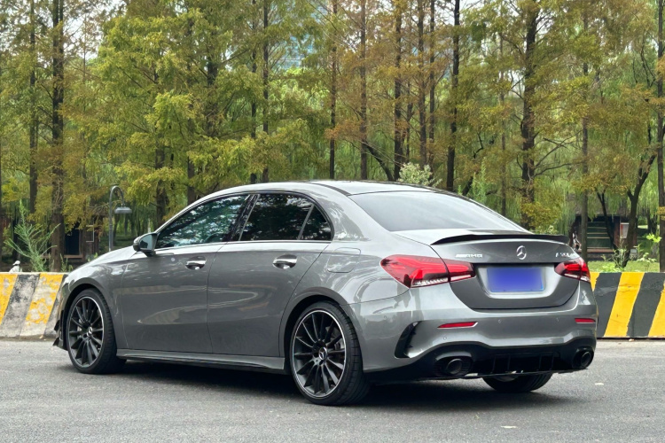 奔驰A级AMG 2022款 AMG A 35 L 4MATIC车身外观6009