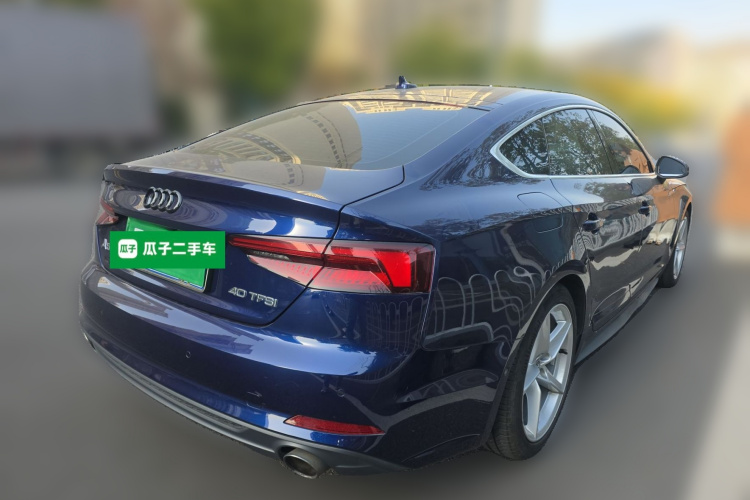 奥迪A5 2019款 Sportback 40 TFSI 时尚型车身外观7
