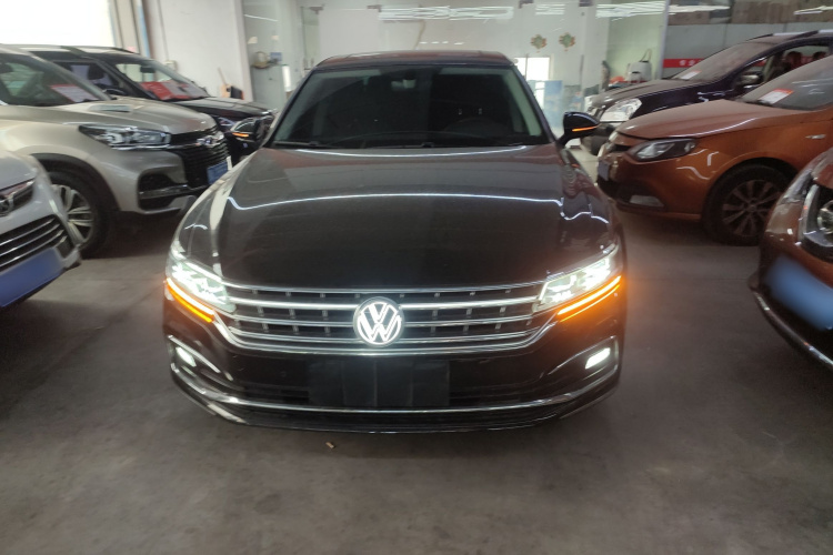 大众 辉昂 2021款 380TSI 豪华版车身外观2