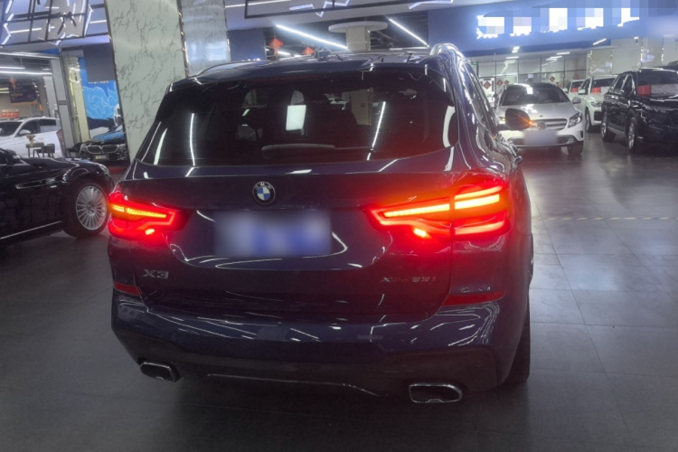 宝马X3 2020款  xDrive28i M运动套装车身外观6