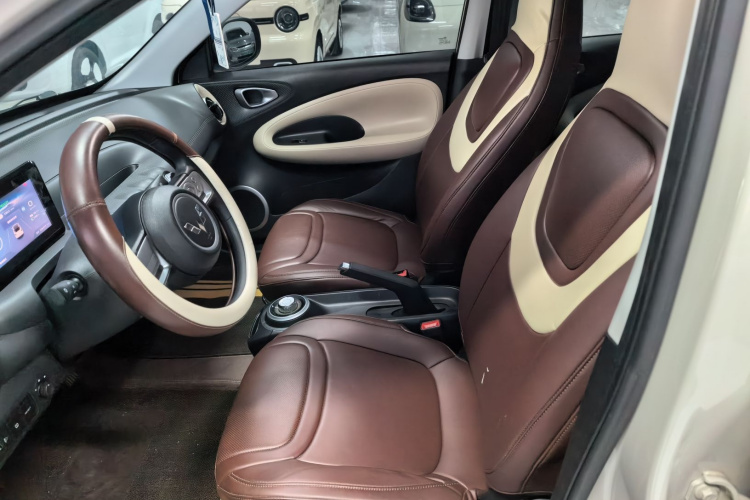 五菱汽车 五菱缤果 2023款 203km 轻享款局部细节19