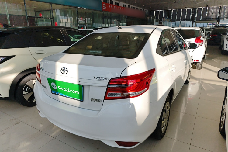 丰田 威驰 2019款 1.5L CVT创行版车身外观7