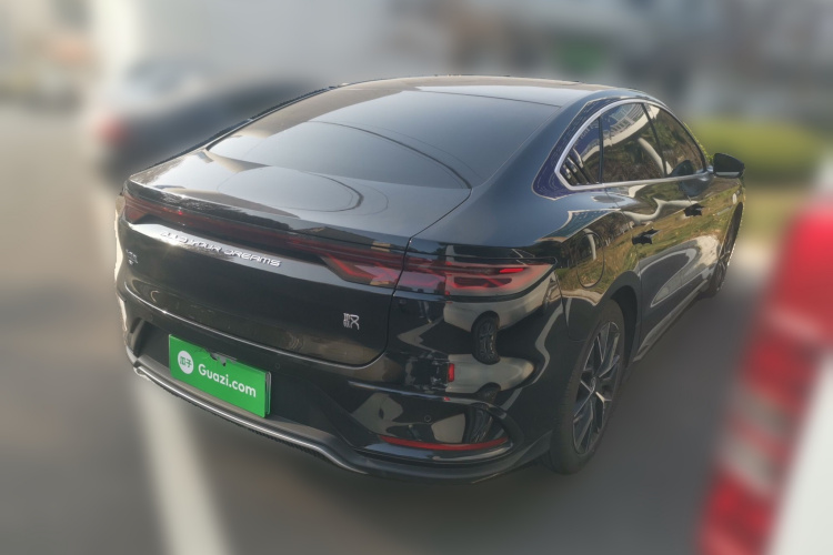 比亚迪 汉 2025款 EV 506KM尊贵型车身外观7