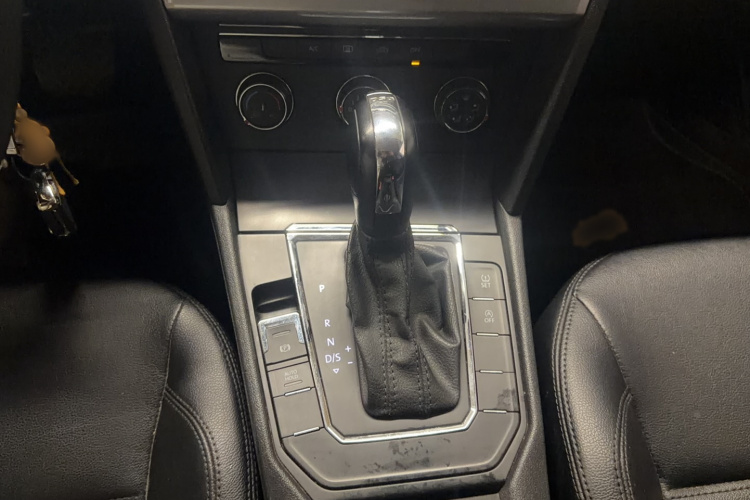 大众 凌渡 2018款 230TSI DSG风尚版局部细节18