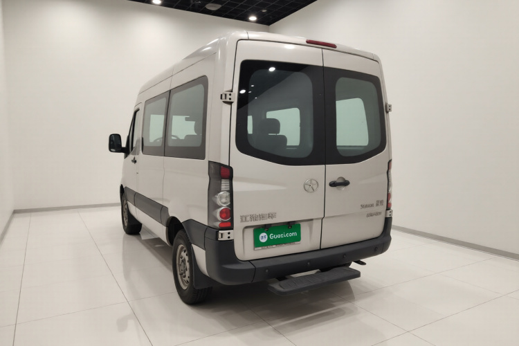 江汽集团 星锐 2019款 1.9T 节油王白金版5-9座星快运车身外观5