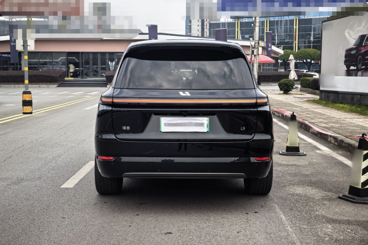 理想汽车 理想L9 2024款 Ultra车身外观6004