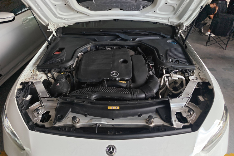 奔驰CLS 2020款 CLS 300 动感型机舱底盘24