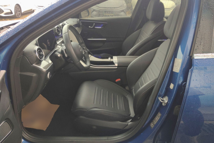 奔驰C级 2022款 改款 C 200 L 运动版局部细节19