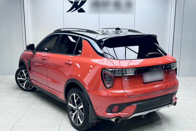 领克01 2017款 2.0T 四驱劲Pro版车身外观6005