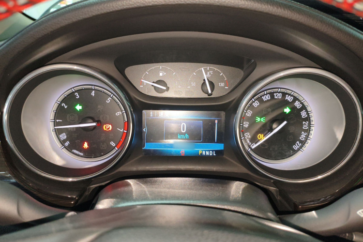 别克 威朗 2018款 三厢 20T 双离合领先型局部细节14