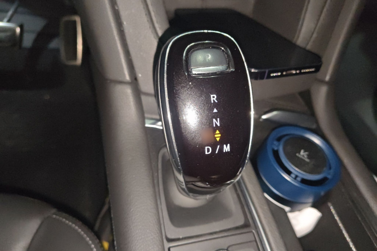 凯迪拉克XT5 2022款 2.0T 四驱豪华型（蜂鸟版）局部细节18