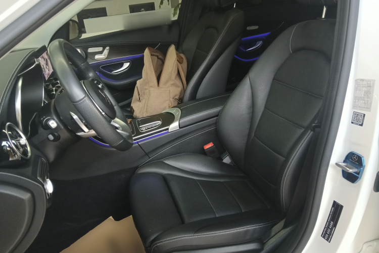 奔驰C级 2021款 C 260 L 运动星耀臻藏版中控内饰19