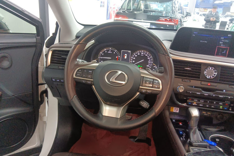 雷克萨斯RX 2020款 改款 300 两驱舒适版中控内饰13