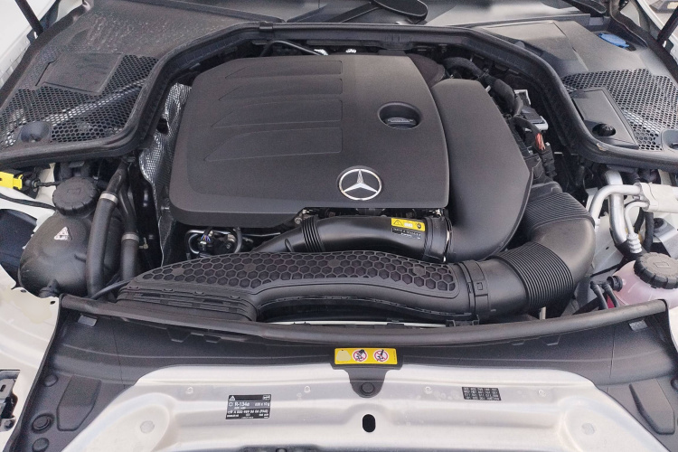 奔驰C级 2019款 改款 C 260 L 运动版局部细节24