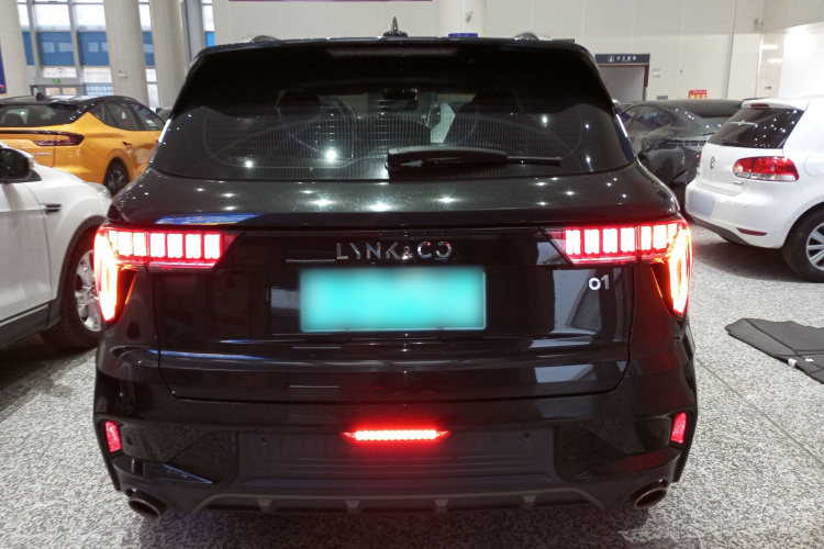 领克01 2021款 2.0TD 两驱型Pro车身外观6