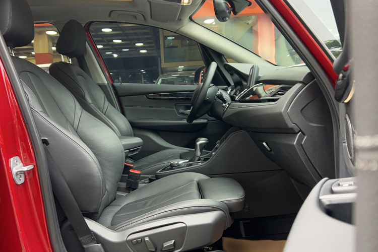 宝马2系旅行车(进口) 2015款 218i 运动设计套装局部细节41