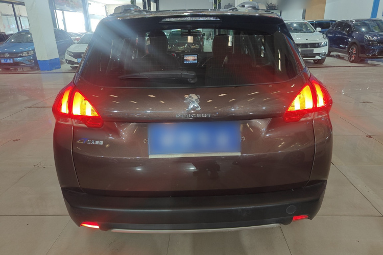 标致2008 2014款 1.6L 手动潮流版车身外观6