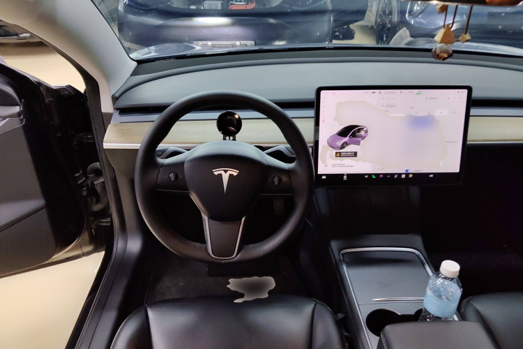 特斯拉 Model 3 2021款 标准续航后驱升级版中控内饰13