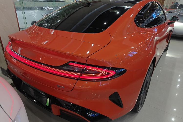 小米汽车 小米SU7 2024款 后驱超长续航高阶智驾Pro版车身外观6