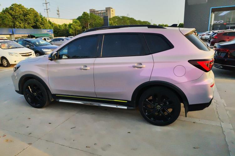 荣威RX5 2020款 PLUS 300TGI 自动Ali国潮旗舰版车身外观6003