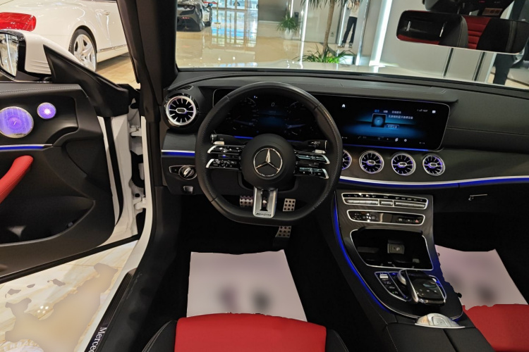 奔驰E级(进口) 2023款 E 260 敞篷轿跑车局部细节13