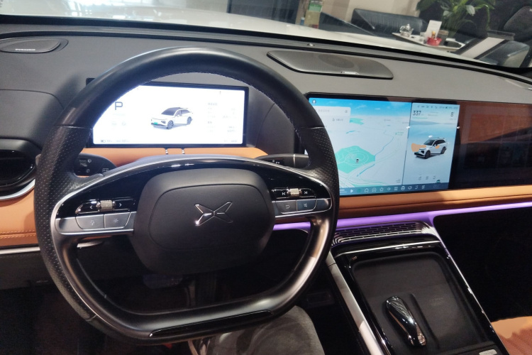 小鹏G9 2022款 702 Pro中控内饰7002