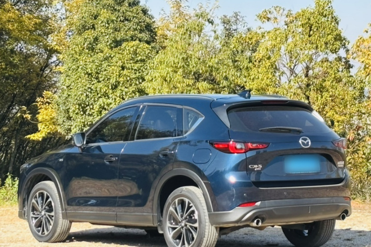 马自达CX-5 2022款 2.5L 自动四驱尊耀型车身外观6012
