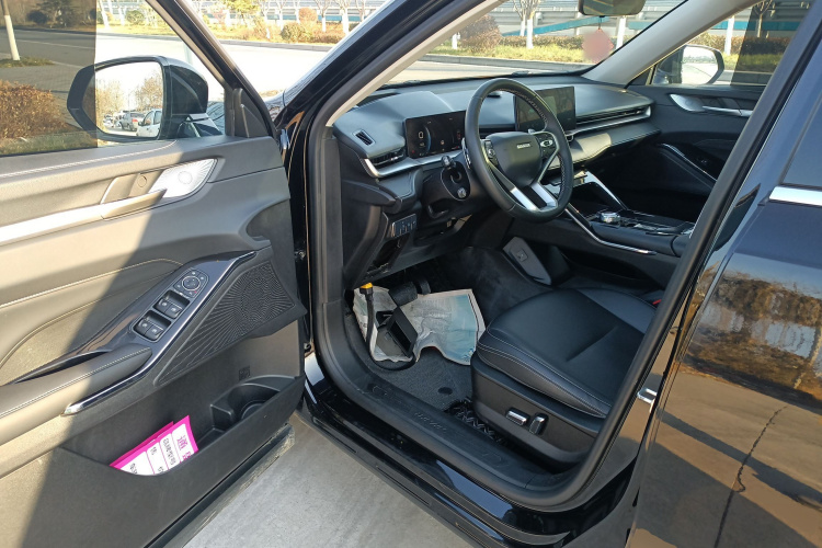 哈弗H6 2021款 第三代 2.0T 自动两驱Max中控内饰20