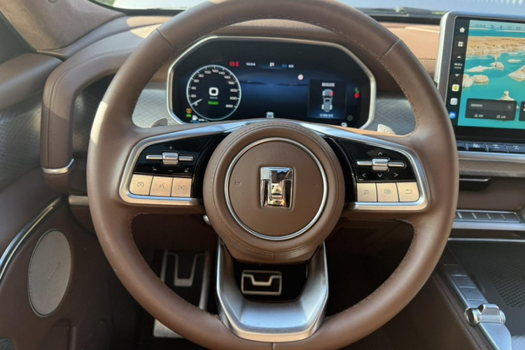 坦克700新能源 2024款 Hi4-T 极境版中控内饰7004