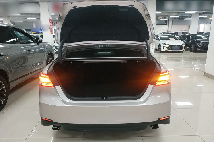 丰田 凯美瑞 2021款 2.0G 豪华版局部细节23