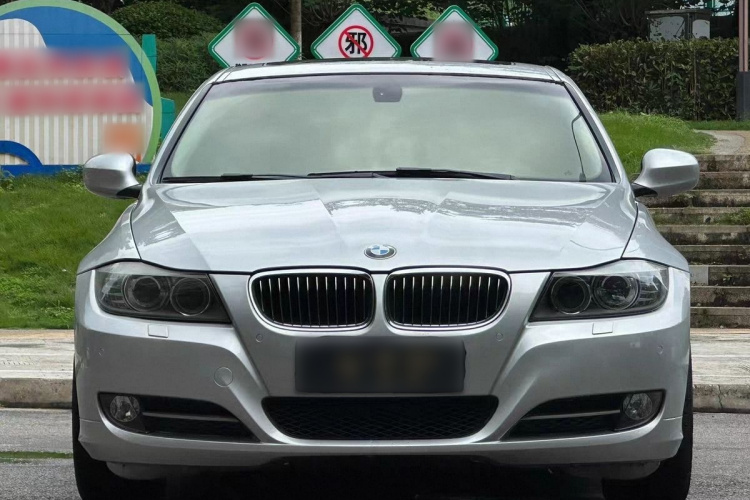 宝马3系 2012款 320i 时尚型车身外观6001