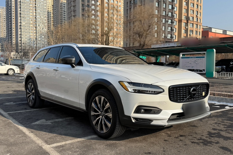 沃尔沃V90 2021款 Cross Country B5 AWD 智远版车身外观6006