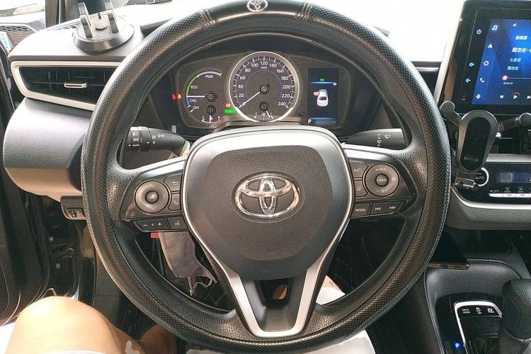 丰田 雷凌 2021款 双擎 1.8H E-CVT豪华版局部细节13