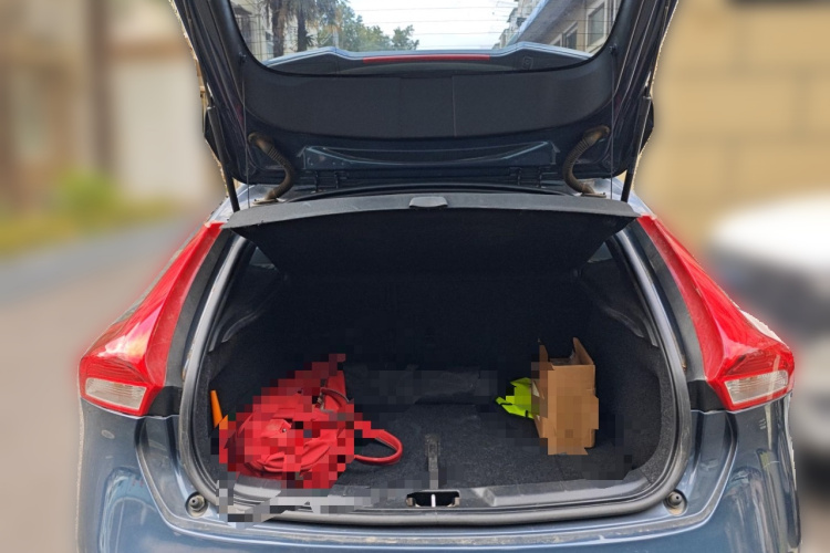 沃尔沃V40 2017款 T3 智雅版中控内饰23