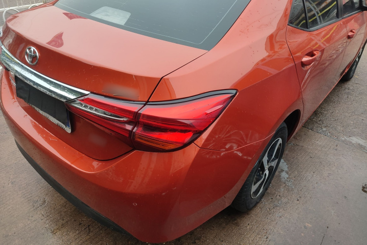 丰田 雷凌 2017款 改款 185T CVT领先版 国V车身外观6006