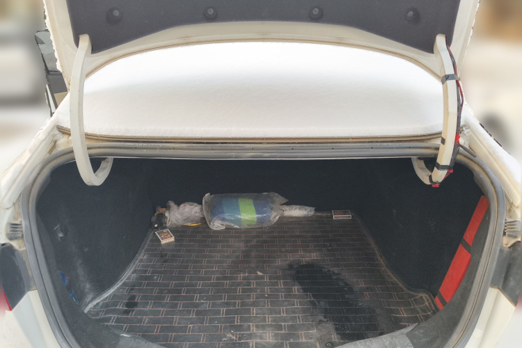 福特 福睿斯 2015款 1.5L 手动舒适型中控内饰23