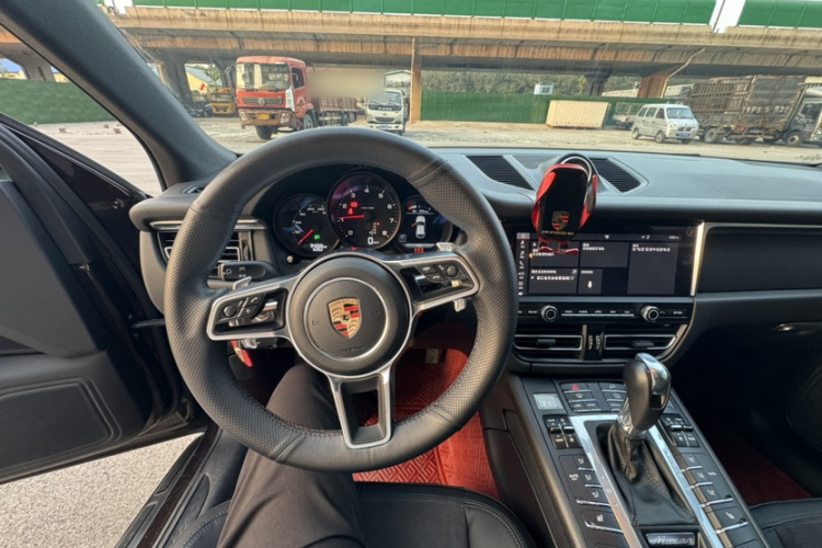 保时捷 2018款 Macan 2.0T中控内饰7003