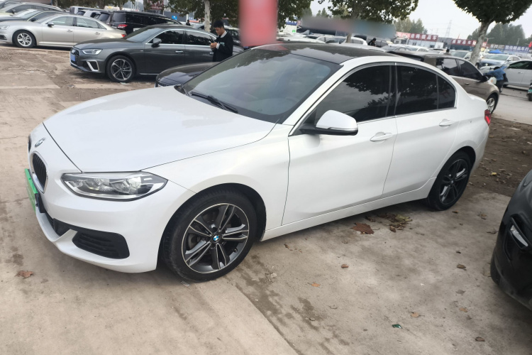 宝马1系 2020款 120i 时尚型车身外观6003