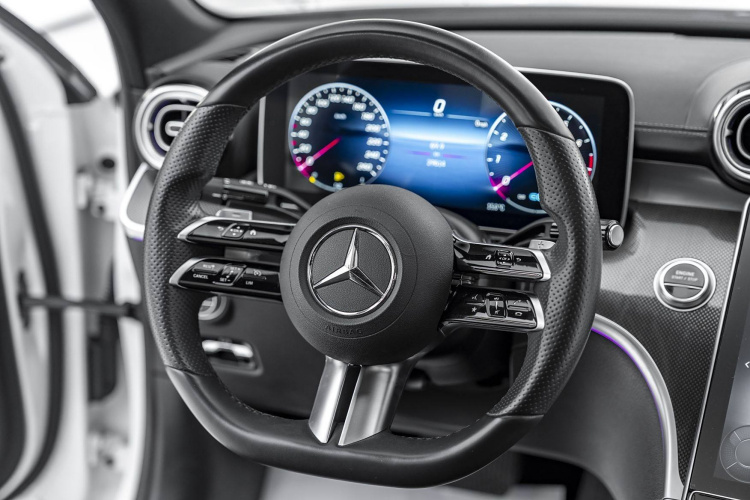 奔驰C级 2022款 改款 C 260 L 运动版局部细节13