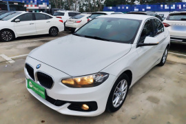 宝马1系 2017款 118i 时尚型