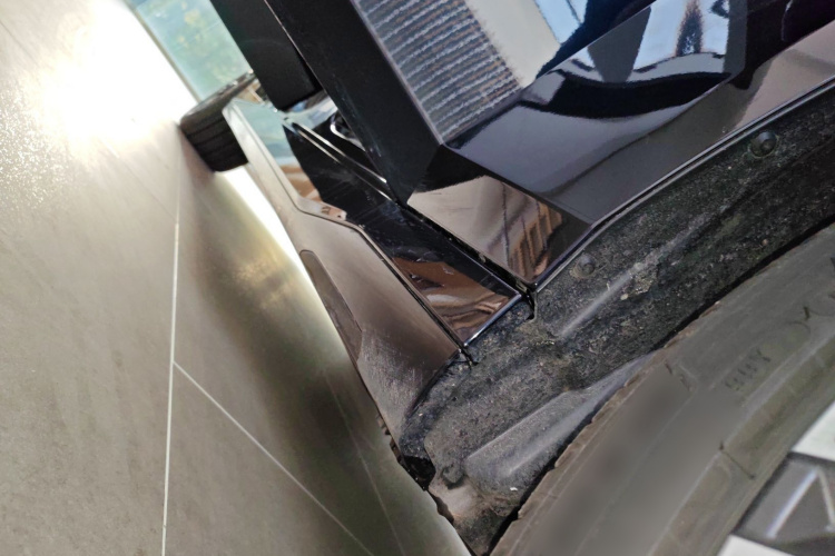 宝马5系 2026款 530Li 尊享型 M运动套装局部细节9001