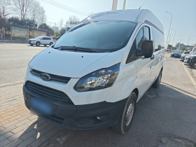 福特 全顺 2019款 2.0T柴油商旅型中轴中顶7座国VI