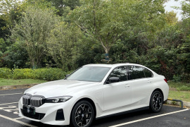 宝马i3 2024款 eDrive 40 L 曜夜套装