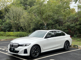 宝马i3 2024款 eDrive 40 L 曜夜套装