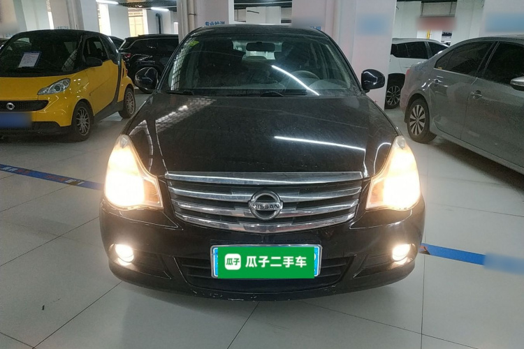 日产 轩逸 2012款 经典 1.6XE 手动舒适版车身外观2