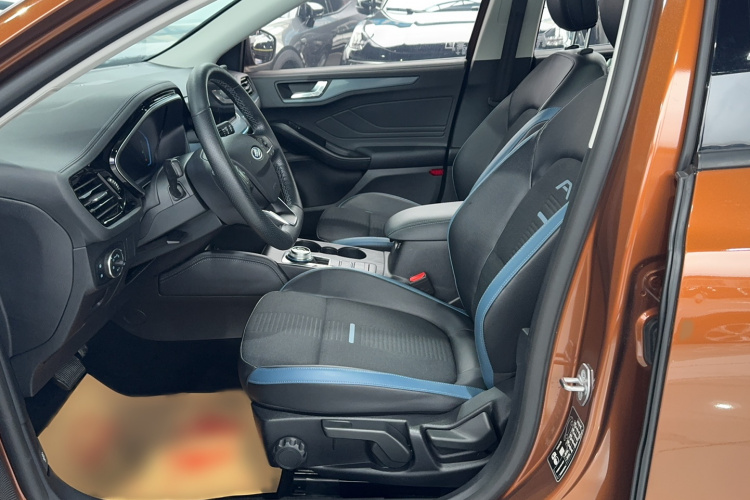 福特 福克斯 2021款 猎装版 EcoBoost 180 自动猎潮型局部细节19