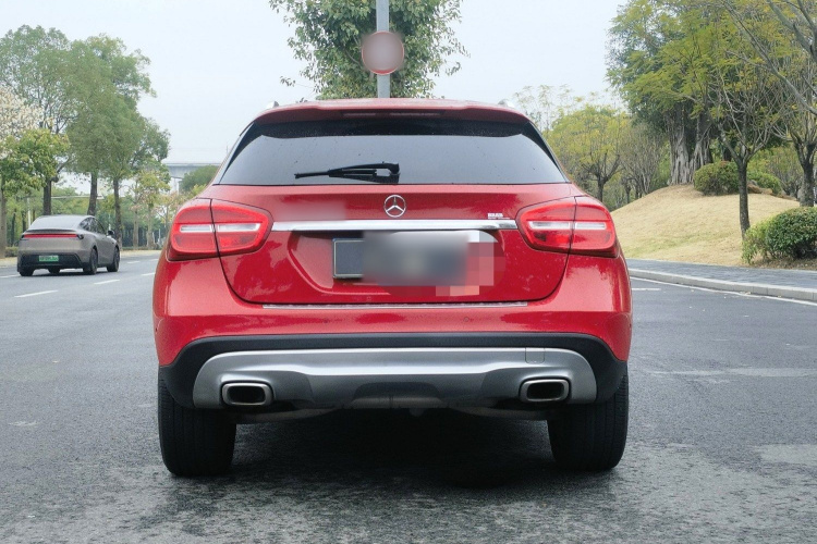 奔驰GLA 2016款 GLA 200 时尚型车身外观6007