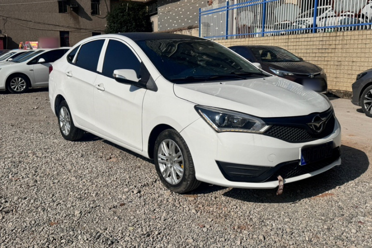 海马M3 2017款 1.5L 手动时尚型车身外观6001