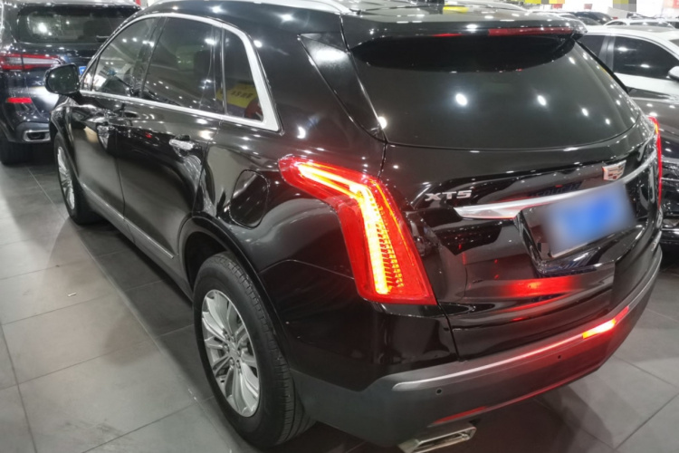 凯迪拉克XT5 2016款 25T 豪华型车身外观4